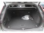 Volvo V60 T6 Plug-in hybrid AWD Ultra Bright | Panoramadak | Head-up display | Bowers & Wilkins audiosysteem | Verwarmbare voorstoelen, achterbank en stuurwiel | 360 graden camera | Extra getint glas | 19 inch lichtmetalen velgen