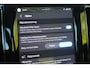 Volvo XC60 T6 Plug-in hybrid AWD Plus Dark | Panoramisch Schuif-/Kanteldak | Adaptive Cruise & Pilot Assist | Verwarmbare voorstoelen + achterbank | 360 Camera | Apple carplay/Android auto | Verwarmbaar stuurwiel | Wegklapbare Trekhaak |