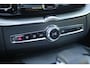 Volvo XC60 T6 Plug-in hybrid AWD Plus Dark | Panoramisch Schuif-/Kanteldak | Adaptive Cruise & Pilot Assist | Verwarmbare voorstoelen + achterbank | 360 Camera | Apple carplay/Android auto | Verwarmbaar stuurwiel | Wegklapbare Trekhaak |