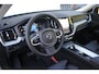 Volvo XC60 T6 Plug-in hybrid AWD Plus Dark | Panoramisch Schuif-/Kanteldak | Adaptive Cruise & Pilot Assist | Verwarmbare voorstoelen + achterbank | 360 Camera | Apple carplay/Android auto | Verwarmbaar stuurwiel | Wegklapbare Trekhaak |