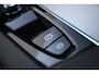 Volvo XC60 T6 Plug-in hybrid AWD Plus Dark | Panoramisch Schuif-/Kanteldak | Adaptive Cruise & Pilot Assist | Verwarmbare voorstoelen + achterbank | 360 Camera | Apple carplay/Android auto | Verwarmbaar stuurwiel | Wegklapbare Trekhaak |