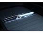 Volvo XC60 T6 Plug-in hybrid AWD Plus Dark | Panoramisch Schuif-/Kanteldak | Adaptive Cruise & Pilot Assist | Verwarmbare voorstoelen + achterbank | 360 Camera | Apple carplay/Android auto | Verwarmbaar stuurwiel | Wegklapbare Trekhaak |