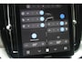 Volvo XC90 T8 Plug-in hybrid AWD Ultra Dark | Semi-elektrische Trekhaak | Luchtvering | Elektr. Schuif-/Kanteldak | Head up display | 360 graden camera | Premium Audio by Bowers&Wilkins | Verwarmbare voorstoelen met massagefunctie en ventilatie