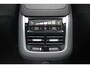 Volvo XC90 T8 Plug-in hybrid AWD Ultra Dark | Semi-elektrische Trekhaak | Luchtvering | Elektr. Schuif-/Kanteldak | Head up display | 360 graden camera | Premium Audio by Bowers&Wilkins | Verwarmbare voorstoelen met massagefunctie en ventilatie