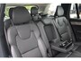 Volvo XC90 T8 Plug-in hybrid AWD Ultra Dark | Semi-elektrische Trekhaak | Luchtvering | Elektr. Schuif-/Kanteldak | Head up display | 360 graden camera | Premium Audio by Bowers&Wilkins | Verwarmbare voorstoelen met massagefunctie en ventilatie
