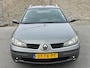 Renault Laguna Grand Tour 2.0-16V Business Clima, cruise, pdc achter, trekhaak