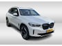 BMW iX3 High Executive 80 kWh / Trekhaak / Panoramadak / Camera / Head-up / 20'' / Leder / Harman Kardon / Navigatie / Memory seats / Dodehoek / DAB / Stoelverwarming / Cruise Control Adaptief