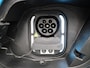 MG MG4 64 kWh Luxury All-Season banden / Navigatiesysteem / Carplay / Remote App voorverwarmen & koelen