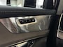 Volvo XC90 2.0 T8 Plug-in hybrid AWD Ultra Dark Full option | Luchtvering | Bowers&Wilkins | Stoelmassage/ventilatie | Trekhaak |