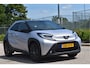 Toyota Aygo X 1.0 VVT-i S-CVT JBL Bi-Tone Jasmine SIlver | NL-Auto | Camera | Keyless | Carplay | Nav | DAB | Adapt.CC | Full LED | Fab.garantie