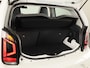 Volkswagen Up! 1.0 Move Up! 65 pk | Navigatie via App | Parkeersensoren achter | Achteruitrijcamera | Cruise control | Stoelverwarming |