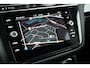 Volkswagen Tiguan Elegance eHybrid 1.4 TSI 245 PK | Achteruitrijcamera met 360° Surround View | Matrix-LED-koplamp (IQ.Light) met Achterlichten LED, donkerrood, Knipperlichten dynamisch | Trekhaak (kogelkop zwenkbaar)