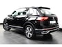 Volkswagen Tiguan Elegance eHybrid 1.4 TSI 245 PK | Achteruitrijcamera met 360° Surround View | Matrix-LED-koplamp (IQ.Light) met Achterlichten LED, donkerrood, Knipperlichten dynamisch | Trekhaak (kogelkop zwenkbaar)