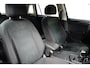 Volkswagen Tiguan Elegance eHybrid 1.4 TSI 245 PK | Achteruitrijcamera met 360° Surround View | Matrix-LED-koplamp (IQ.Light) met Achterlichten LED, donkerrood, Knipperlichten dynamisch | Trekhaak (kogelkop zwenkbaar)