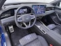 Volkswagen Passat Variant 1.5 272PK eHybrid R-Line | Pano Dak | Trekhaak | 360 Camera | Head-up Display | Harman Kardon | Side Assist | ACC | Stuur-/Stoelverwarming V+A | Elek. Stoelen | Elek. Achterklep | 18'' |