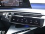Peugeot E-3008 Launch Edition EV 73 kWh 325pk Dual Motor, Rijklaarprijs, Panoramisch schuifdak Warmtepomp FOCAL HiFi