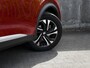 Peugeot 2008 Allure Pack 1.2 PureTech 102pk CRUISE.C | CAMERA | TREKHAAK | 17''LM | NAVI | APPLE-CARPLAY