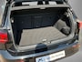 Volkswagen Golf 1.5eTSI/150PK R-Line DSG · Camera · Apple/Android Car Play · Stuur- & Stoelverwarming · Garantie t/m 14-03-2027