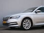 Skoda Superb Combi 1.4 TSI iV Style 218 Pk Automaat Navi / DAB / Apple Carplay / Pano-dak