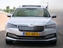 Skoda Superb Combi 1.4 TSI iV Style 218 Pk Automaat Navi / DAB / Apple Carplay / Pano-dak