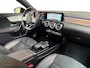 Mercedes-Benz A-klasse 250 e Business Solution AMG Limited I Panoramadak I Elek. Trekhaak I Widescreen I Alcantara I Sfeerverlichting