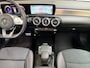 Mercedes-Benz A-klasse 250 e Business Solution AMG Limited I Panoramadak I Elek. Trekhaak I Widescreen I Alcantara I Sfeerverlichting