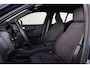 Volvo EX40 Extended Range Plus 82 kWh - IntelliSafe Assist & Surround - Harman/Kardon audio - Parkeercamera achter - Verwarmde voorstoelen & stuur - Parkeersensoren voor & achter - Draadloze tel. lader - Inklapbare trekhaak - 19' LMV