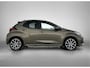 Toyota Yaris 1.5 Hybrid 130 Executive | BTW Voertuig | Stoel+stuurverwarming | dodehoek detectie | Parkeersensoren Voor+achter | Apple CarPlay/Android Auto | Cruise Control Adaptive | Draadloze telefoonlader |