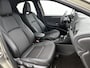 Toyota Yaris 1.5 Hybrid 130 Executive | BTW Voertuig | Stoel+stuurverwarming | dodehoek detectie | Parkeersensoren Voor+achter | Apple CarPlay/Android Auto | Cruise Control Adaptive | Draadloze telefoonlader |