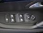 Peugeot e-208 EV GT Pack 50 kWh | 3 Fase | Full Map Navi | Camera | Alcantara | Stoelverwarming | SOH 95,6%