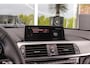 BMW 3-Serie Touring 320i Edition M Sport Shadow | 2e eigenaar | NL auto | Harman Kardon | Head-up | DAB | Camera | Keyless entry | Panoramadak | LED | Stoelverwarming | PDC