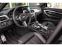 BMW 3-Serie Touring 320i Edition M Sport Shadow | 2e eigenaar | NL auto | Harman Kardon | Head-up | DAB | Camera | Keyless entry | Panoramadak | LED | Stoelverwarming | PDC