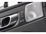 Volvo XC60 T8 Plug-in hybrid AWD Ultra Dark Executive Edition | Luchtvering | 22" | Gelamineerd Glas | Bowers & Wilkins | Stoelmassage & Ventilatie | MY '27 |