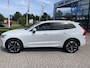 Volvo XC60 2.0 T8 455 pk Plug-in hybrid AWD Ultra Bright Facelift model 2026 ! Trekhaak Bowers Wilkins Comfortstoelen Nappa leer + Massage + Ventilatie 360 Camera Panoramadak 20 Inch Velgen Pilot Assist ACC BLIS Apple Carplay Android Auto Full Led Ram Vol Opties en in Nieuwstaat ! Long Range 1e Eigenaar BTW Auto