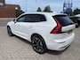 Volvo XC60 2.0 T8 455 pk Plug-in hybrid AWD Ultra Bright Facelift model 2026 ! Trekhaak Bowers Wilkins Comfortstoelen Nappa leer + Massage + Ventilatie 360 Camera Panoramadak 20 Inch Velgen Pilot Assist ACC BLIS Apple Carplay Android Auto Full Led Ram Vol Opties en in Nieuwstaat ! Long Range 1e Eigenaar BTW Auto