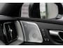 Volvo XC60 T8 Plug-in hybrid AWD Ultra Dark Executive HEICO Edition | Luchtvering | 22" | Gelamineerd Glas | Bowers & Wilkins | Stoelmassage & Ventilatie | MY '27 |