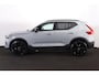 Volvo XC40 B3 Plus Black Edition - Panorama/schuifdak - IntelliSafe Assist & Surround - 360º Camera - Harman/Kardon audio - Verwarmde voorstoelen & stuur - Parkeersensoren voor & achter - Elektr. bedienb. voorstoelen met geheugen links - Draadloze tel. lader - Standkachel - Extra getint glas - Inklapbare trekhaak - 20' LMV