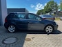 Volkswagen Golf 1.6 FSI Trendline (Trekhaak, Apple Carplay, Goed Onderhouden)