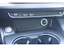 Audi A4 Avant 2.0 TFSI 190pk S-tronic MHEV Sport S line edition | 19" Velgen | Sportstoelen | Stoelverwarming