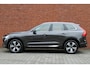 Volvo XC60 T6 Plug-in hybrid AWD Plus Bright | Blond Lederen bekleding | Google Infotainment | Stoelverwarming | Semi-Electrische Wegklapbare trekhaak | Parkeerverwarming |