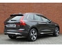 Volvo XC60 T6 Plug-in hybrid AWD Plus Bright | Blond Lederen bekleding | Google Infotainment | Stoelverwarming | Semi-Electrische Wegklapbare trekhaak | Parkeerverwarming |