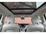 Volvo XC60 T6 Plug-in hybrid AWD Plus Bright | Blond Lederen bekleding | Google Infotainment | Stoelverwarming | Semi-Electrische Wegklapbare trekhaak | Parkeerverwarming |