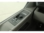 Volkswagen Transporter 2.0 TDI L2H1 | DC | 6 Zits | Airco | Camera | Trekhaak | Carplay