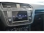 Volkswagen Tiguan 1.4 TSI ACT R-LINE navi pano camera trekhaak 150 pk !!