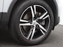 Volvo XC40 1.5 T5 Recharge R-Design 262PK Aut. Trekhaak, Achteruitrijcamera, Stoel en Achterbankverwarming, Navi, 19" LM Velgen, Adaptieve Cruise Control