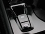 Volvo XC40 1.5 T5 Recharge R-Design 262PK Aut. Trekhaak, Achteruitrijcamera, Stoel en Achterbankverwarming, Navi, 19" LM Velgen, Adaptieve Cruise Control