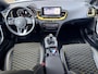 Kia Xceed 1.4 T-GDi DynamicPlusLine | Schuif/kantel dak | Stoel/stuurverwarming | Uniek interieur!! | Trekhaak |
