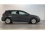 Volkswagen Golf 1.0 TSI 110pk Life Parkeersensoren Sfeerverlichting Adaptive Cruise
