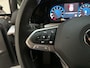 Volkswagen Golf 1.0 TSI 110pk Life Parkeersensoren Sfeerverlichting Adaptive Cruise