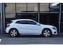Mercedes-Benz GLA 180 Business Solution AMG Pano Stoelvw